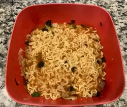 Paldo - Lobster flavored noodle soup
